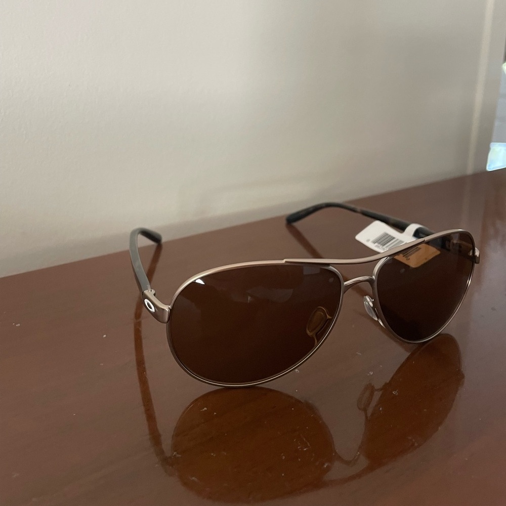 Oakley Feedback Sunglasses New